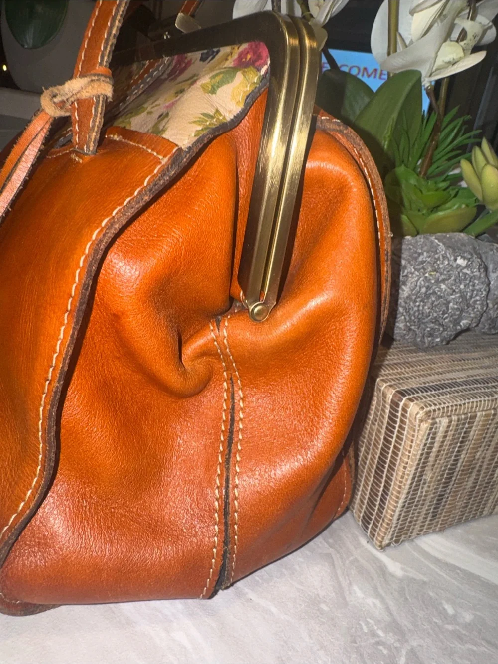 Patricia Nash RARE Cognac Leather Shoulder Bag Floral Accent Metal Clasp Closure